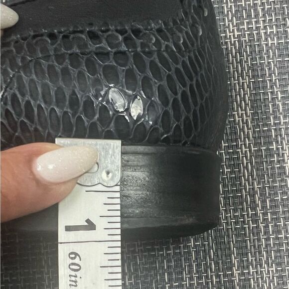 Stuart Weitzman Black Leather Loafers - Picture 11 of 13